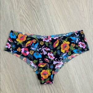 PINK Victoria's Secret Cheekster No Show Panty M